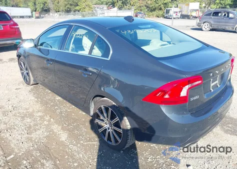 2014 Volvo S60 T6 из США, поврежденный, VIN YV1902FH2E2273897